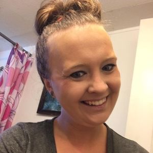 Meet your Posher, Leslie